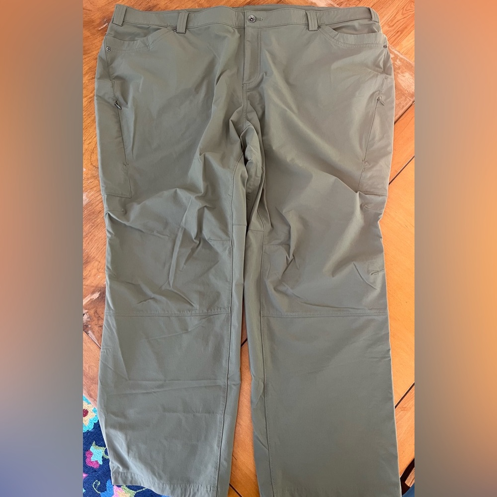 Duluth Trading Flexpedition bootcut pants
